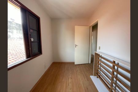 Casa à venda com 145m², 5 quartos e 2 vagas Casa à venda com 145m², 5 quartos e 2 vagasQuarto 2