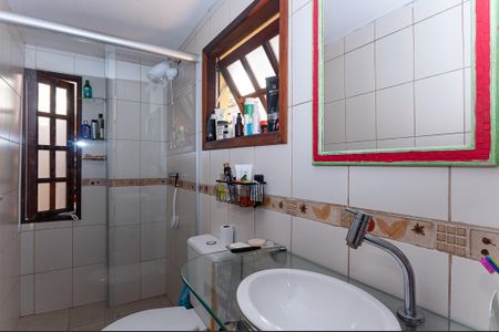 Casa à venda com 130m², 2 quartos e 1 vaga Casa à venda com 130m², 2 quartos e 1 vagaBanheiro de Serviço