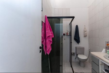 Casa à venda com 130m², 2 quartos e 1 vaga Casa à venda com 130m², 2 quartos e 1 vagaBanheiro Social