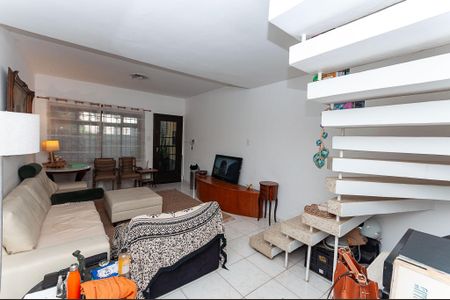 Casa à venda com 130m², 2 quartos e 1 vaga Casa à venda com 130m², 2 quartos e 1 vagaSala