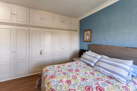 Apartamento à venda com 245m², 5 quartos e 4 vagasQuarto Suíte