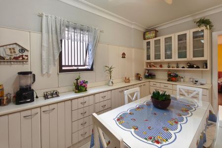 Apartamento à venda com 245m², 5 quartos e 4 vagasCopa