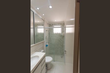 Apartamento à venda com 110m², 4 quartos e 2 vagas Apartamento à venda com 110m², 4 quartos e 2 vagasBanheiro da Suíte 2