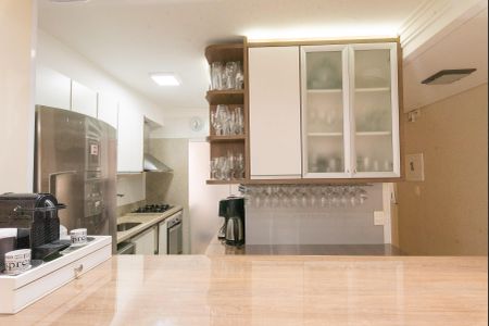 Apartamento à venda com 110m², 4 quartos e 2 vagas Apartamento à venda com 110m², 4 quartos e 2 vagasCozinha