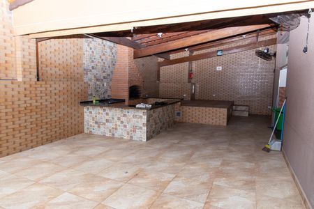 Apartamento à venda com 70m², 2 quartos e 1 vaga Apartamento à venda com 70m², 2 quartos e 1 vagaÁrea comum - Churrasqueira