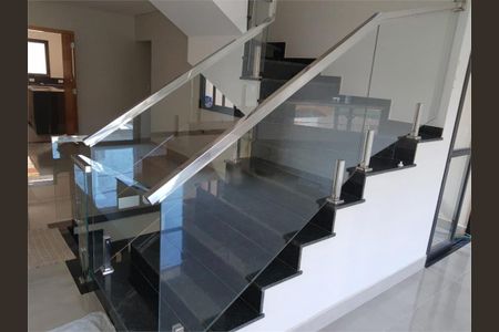Casa à venda com 194m², 3 quartos e 4 vagas