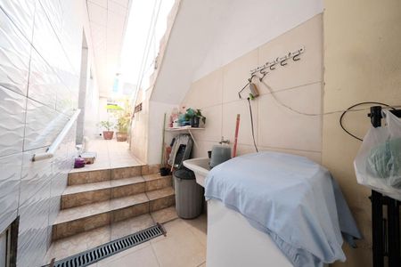 Casa à venda com 40m², 1 quarto e 1 vagaÁrea externa