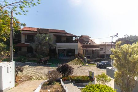 Casa de condomínio à venda com 190m², 3 quartos e 2 vagas Casa de condomínio à venda com 190m², 3 quartos e 2 vagasVista da Sala