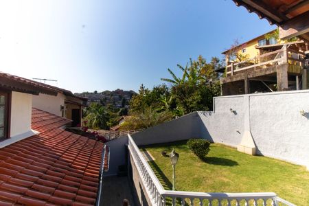 Casa de condomínio à venda com 190m², 3 quartos e 2 vagas Casa de condomínio à venda com 190m², 3 quartos e 2 vagasVista da Suíte 3