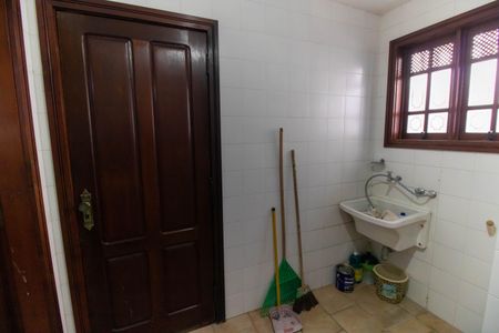 Casa de condomínio à venda com 190m², 3 quartos e 2 vagas Casa de condomínio à venda com 190m², 3 quartos e 2 vagasÁrea de Serviço