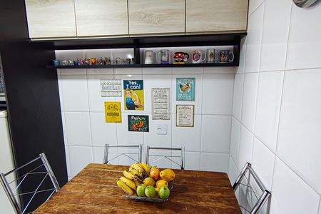 Apartamento à venda com 74m², 3 quartos e 1 vaga Apartamento à venda com 74m², 3 quartos e 1 vagaCozinha e Área de Serviço