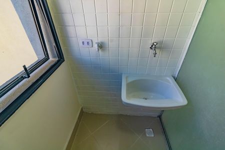 Studio à venda com 48m², 1 quarto e 1 vaga Studio à venda com 48m², 1 quarto e 1 vagaÁrea de Serviço