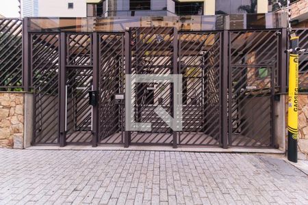 Apartamento à venda com 240m², 4 quartos e 4 vagasFachada e portaria