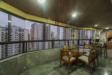 Apartamento à venda com 240m², 4 quartos e 4 vagasVaranda da Sala de Jantar
