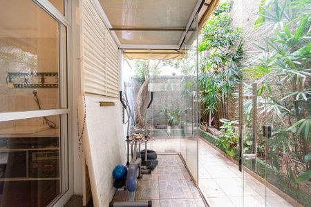 Apartamento para alugar com 140m², 2 quartos e 1 vaga Apartamento para alugar com 140m², 2 quartos e 1 vagaÁrea Externa