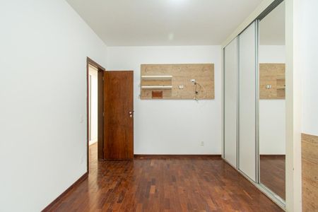 Apartamento para alugar com 140m², 2 quartos e 1 vaga Apartamento para alugar com 140m², 2 quartos e 1 vagaSuíte