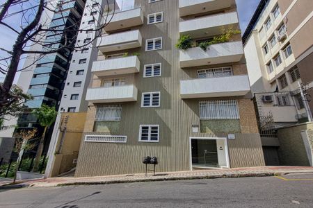 Apartamento para alugar com 140m², 2 quartos e 1 vaga Apartamento para alugar com 140m², 2 quartos e 1 vagaFachada