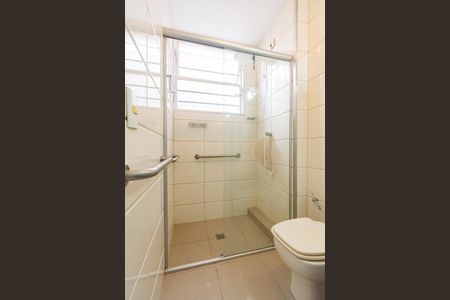 Apartamento para alugar com 140m², 2 quartos e 1 vaga Apartamento para alugar com 140m², 2 quartos e 1 vagaBanheiro da Suíte