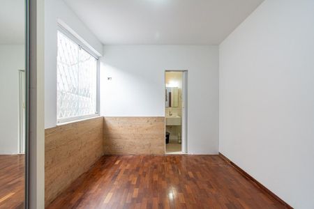 Apartamento para alugar com 140m², 2 quartos e 1 vaga Apartamento para alugar com 140m², 2 quartos e 1 vagaSuíte