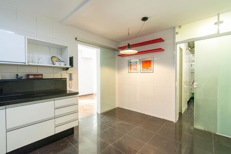 Apartamento para alugar com 140m², 2 quartos e 1 vaga Apartamento para alugar com 140m², 2 quartos e 1 vagaCozinha