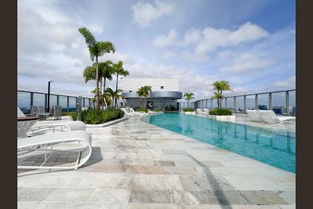 Studio à venda com 30m², 0 quarto e sem vaga Studio à venda com 30m², 0 quarto e sem vagaÁrea comum - Piscina