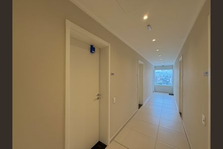 Studio à venda com 30m², 0 quarto e sem vaga Studio à venda com 30m², 0 quarto e sem vagaLockbox