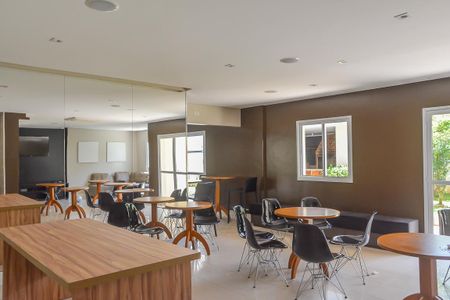 Apartamento à venda com 215m², 3 quartos e 4 vagasÁrea comum - Salão de festas