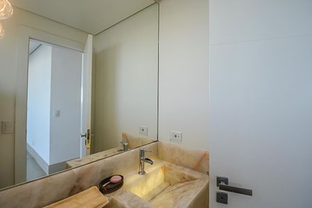 Apartamento à venda com 215m², 3 quartos e 4 vagasLavabo