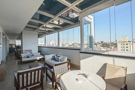 Apartamento à venda com 215m², 3 quartos e 4 vagasVaranda gourmet