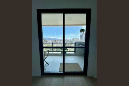 Apartamento à venda com 30m², 1 quarto e 1 vaga Apartamento à venda com 30m², 1 quarto e 1 vagaVaranda