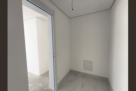 Apartamento à venda com 258m², 3 quartos e 2 vagas Apartamento à venda com 258m², 3 quartos e 2 vagasEscritório