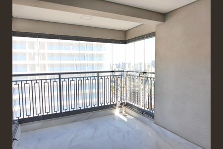 Apartamento à venda com 258m², 3 quartos e 2 vagas Apartamento à venda com 258m², 3 quartos e 2 vagasVaranda da Suíte 1