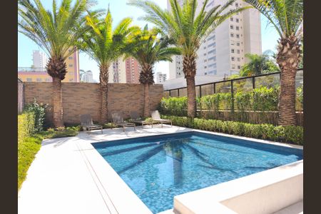 Apartamento à venda com 258m², 3 quartos e 2 vagas Apartamento à venda com 258m², 3 quartos e 2 vagasPiscina