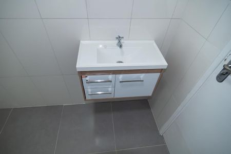 Studio à venda com 30m², 0 quarto e sem vaga Studio à venda com 30m², 0 quarto e sem vagaBanheiro