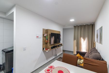 Sala de apartamento para alugar com 2 quartos, 49m² em Cidade Líder, São Paulo