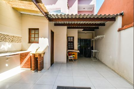 Casa à venda com 205m², 3 quartos e 3 vagas Casa à venda com 205m², 3 quartos e 3 vagasÁrea de Serviço