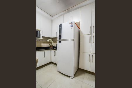 Casa à venda com 205m², 3 quartos e 3 vagas Casa à venda com 205m², 3 quartos e 3 vagasCopa