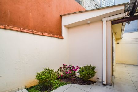 Casa à venda com 205m², 3 quartos e 3 vagas Casa à venda com 205m², 3 quartos e 3 vagasÁrea de Serviço