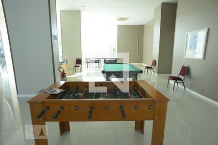 Apartamento à venda com 72m², 2 quartos e 1 vaga Apartamento à venda com 72m², 2 quartos e 1 vagaÁrea comum - Salão de Jogos