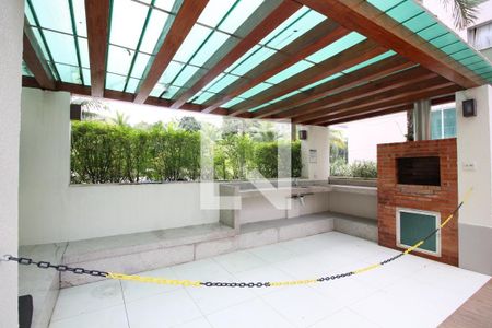 Apartamento à venda com 72m², 2 quartos e 1 vaga Apartamento à venda com 72m², 2 quartos e 1 vagaÁrea comum - Churrasqueira