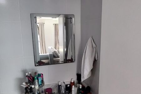 Apartamento à venda com 72m², 2 quartos e 1 vaga Apartamento à venda com 72m², 2 quartos e 1 vagaBanheiro Social