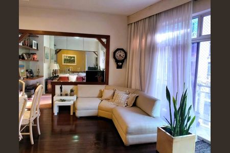 Apartamento à venda com 130m², 4 quartos e 1 vaga