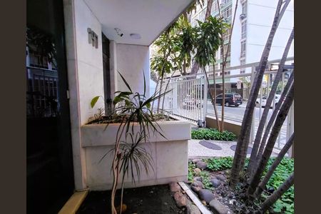 Apartamento à venda com 130m², 4 quartos e 1 vaga