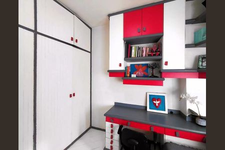 Apartamento à venda com 130m², 4 quartos e 1 vaga