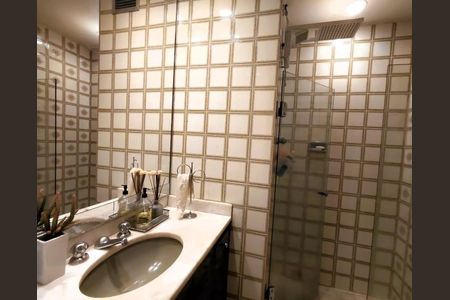 Apartamento à venda com 130m², 4 quartos e 1 vaga