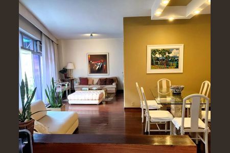 Apartamento à venda com 130m², 4 quartos e 1 vaga