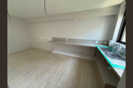Apartamento à venda com 4 quartos, 268m² em Barra da Tijuca, Rio de Janeiro