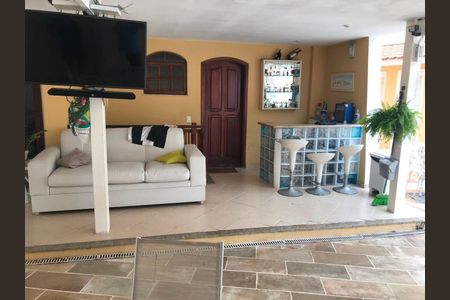 Casa à venda com 4 quartos, 350m² em Barra da Tijuca, Rio de Janeiro