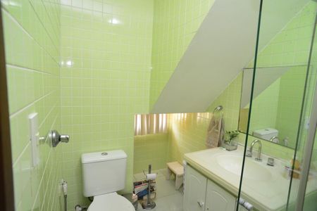 Casa à venda com 350m², 4 quartos e 2 vagasBanheiro Social 1