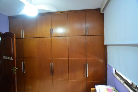 Casa à venda com 350m², 4 quartos e 2 vagasQuarto 2